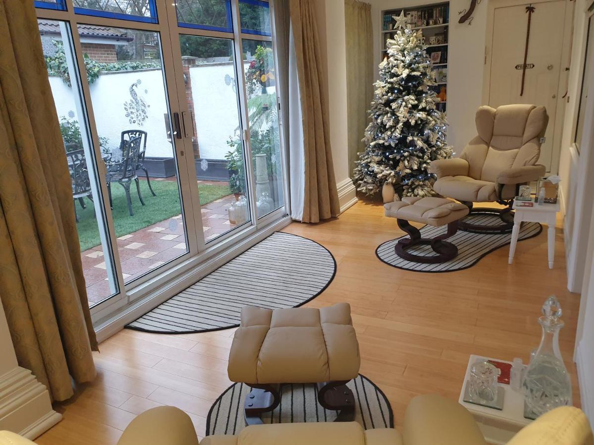 Best Area Close To Leeds Centre Екстериор снимка